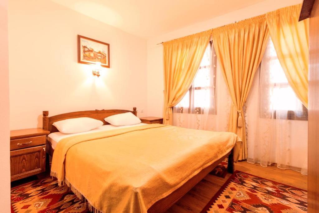 Downtown Rooms Ni Dış mekan fotoğraf