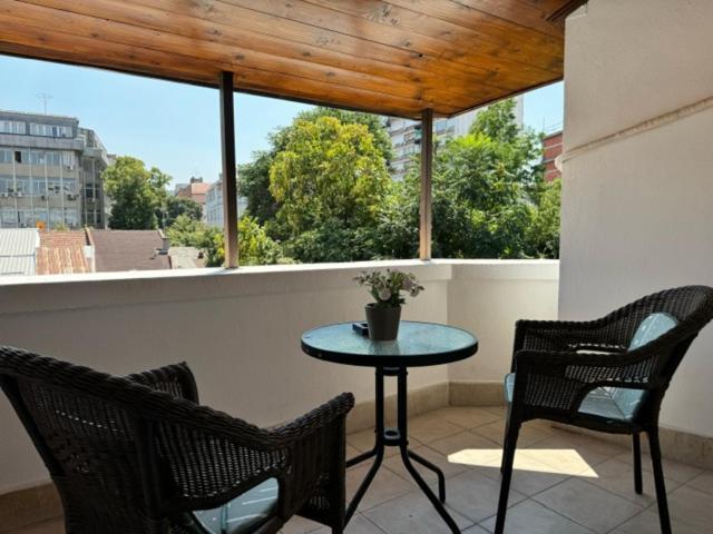 Downtown Rooms Ni Dış mekan fotoğraf